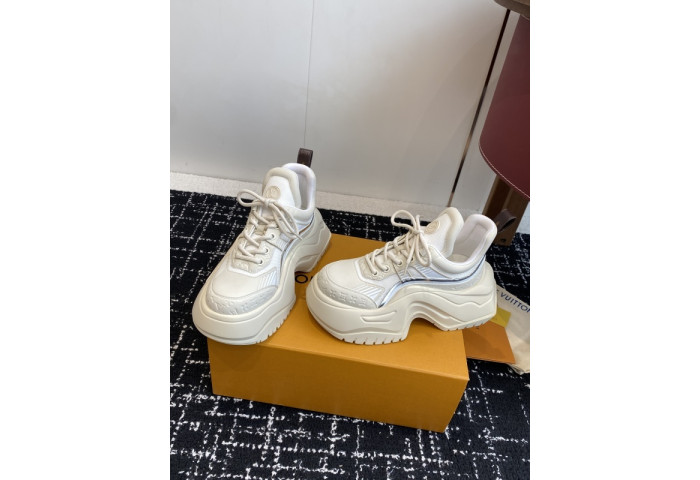 LOVT SNEAKER lv-426