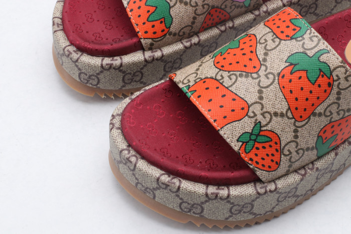 guc sandal