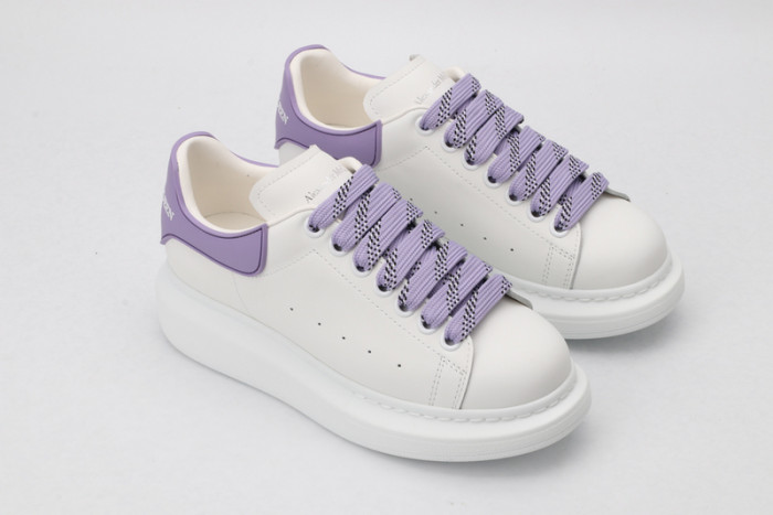alex mcqu sneakers