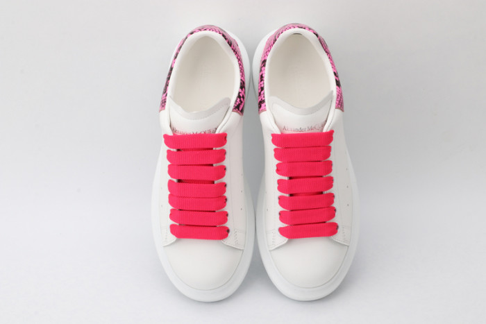 alex mcqu sneakers