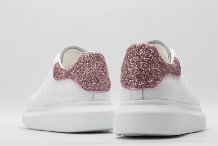 alex mcqu sneakers
