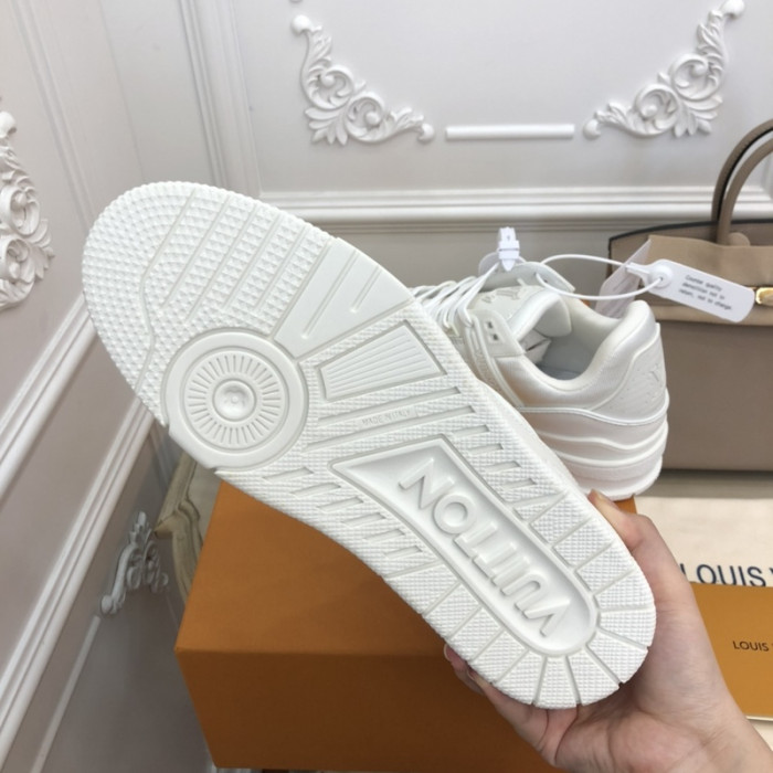lovt sneaker