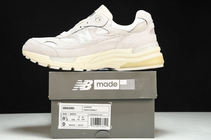 new Ba1an*e 992 white silver m992md