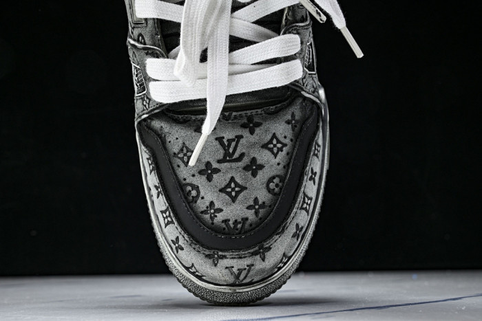 LOVT SNEAKER lv-551