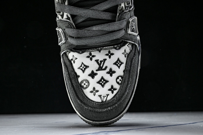 LOVT SNEAKER lv-553