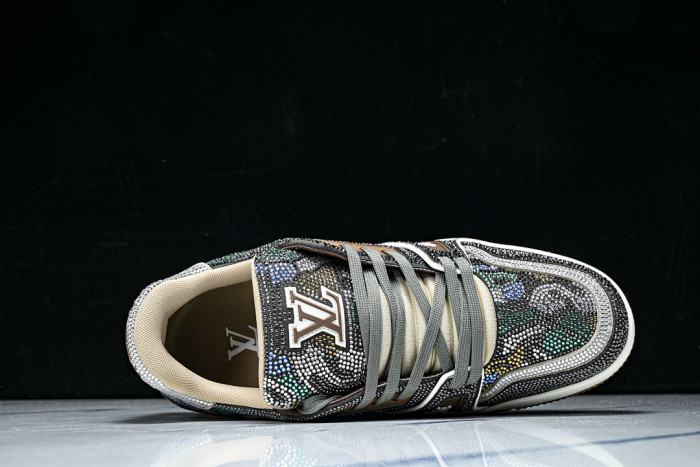 LOVT SNEAKER lv-547