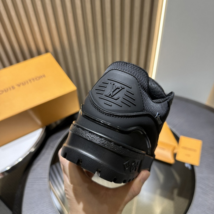 LOVT SNEAKER lv-236