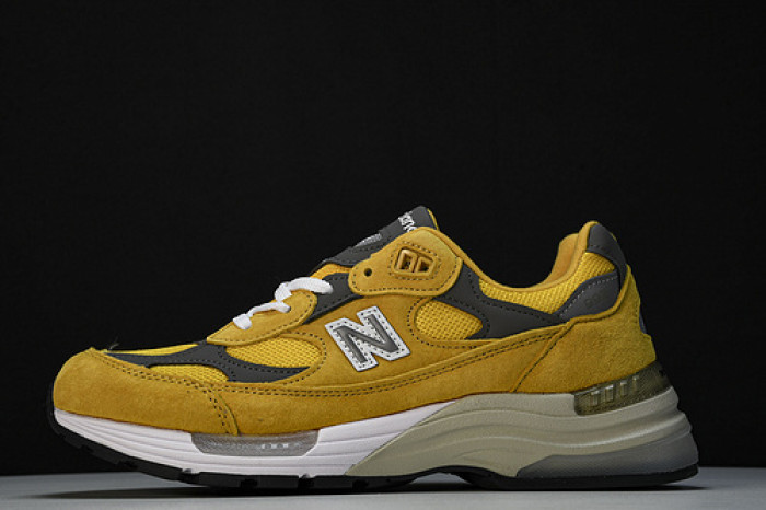new Ba1an*e 992 yellow grey m992bb