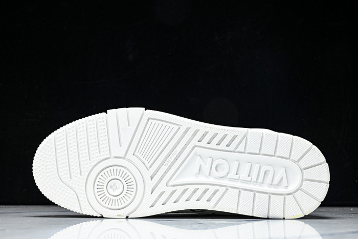 LOVT SNEAKER lv-559