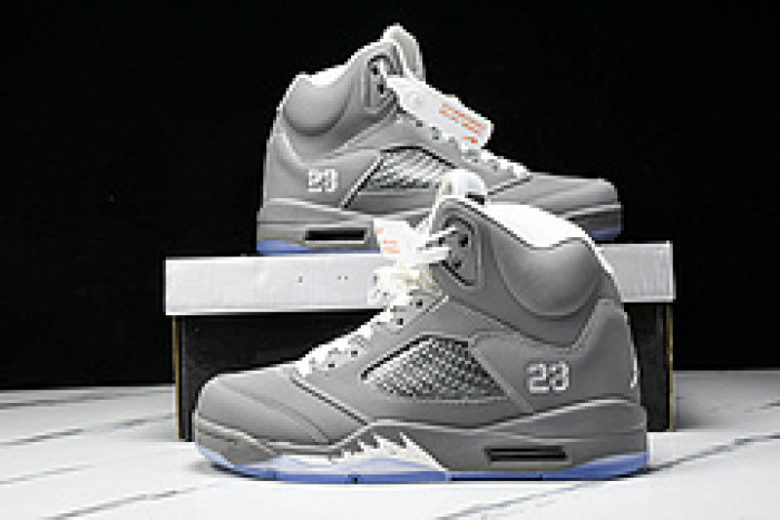 Jordan 5 Retro 