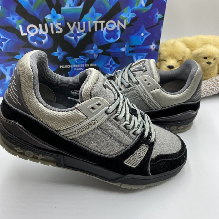 lovt sneaker