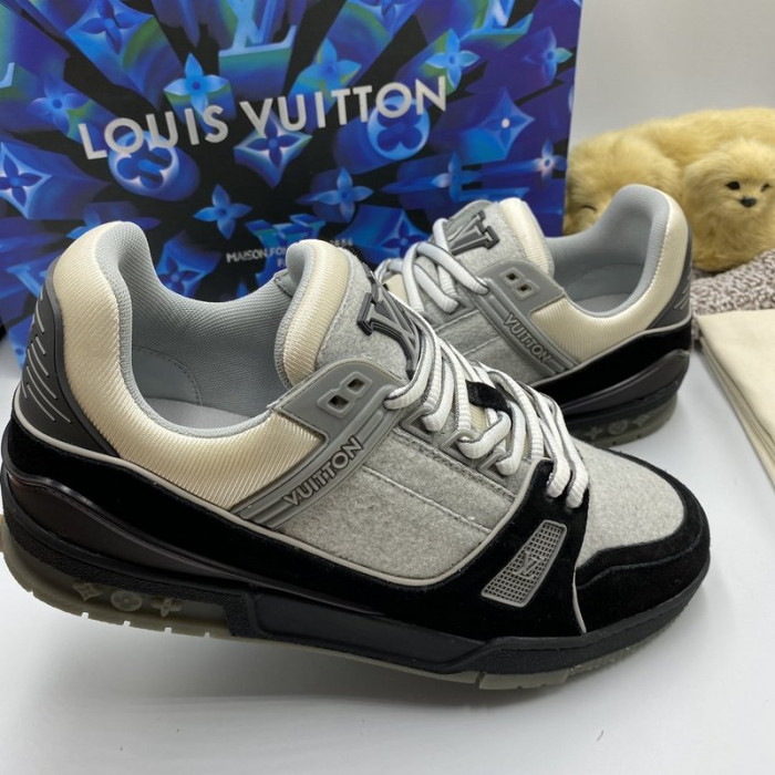 lovt sneaker