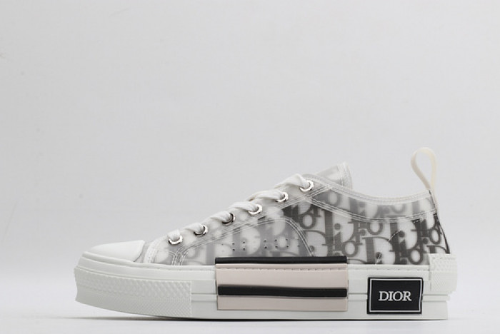 dr b23 homme kaws h903p167