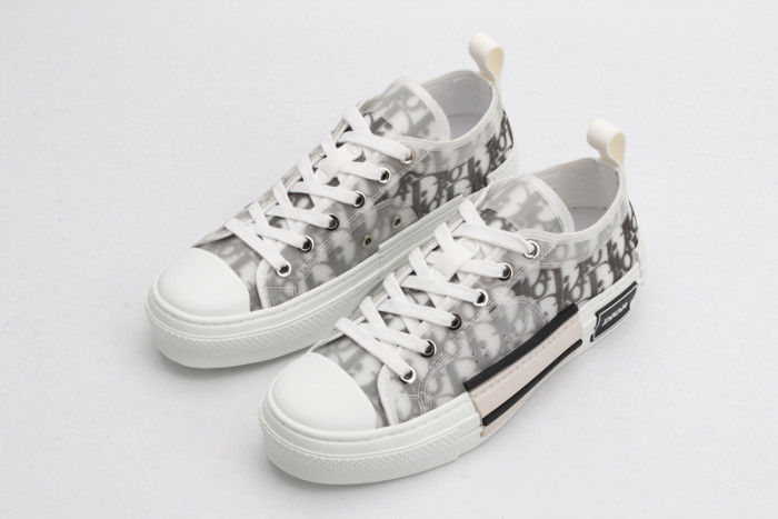 dr b23 homme kaws h903p167