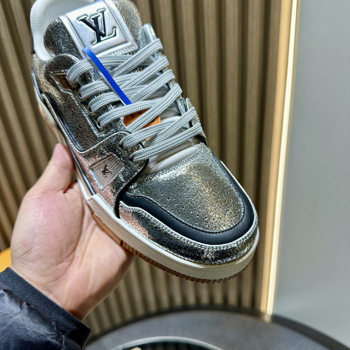 LOVT SNEAKER lv-540