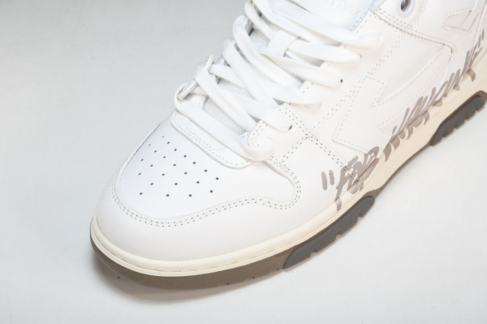 of sneakers 2308081