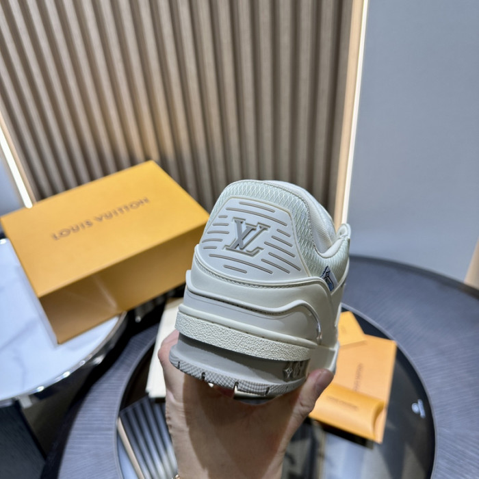 LOVT SNEAKER lv-218