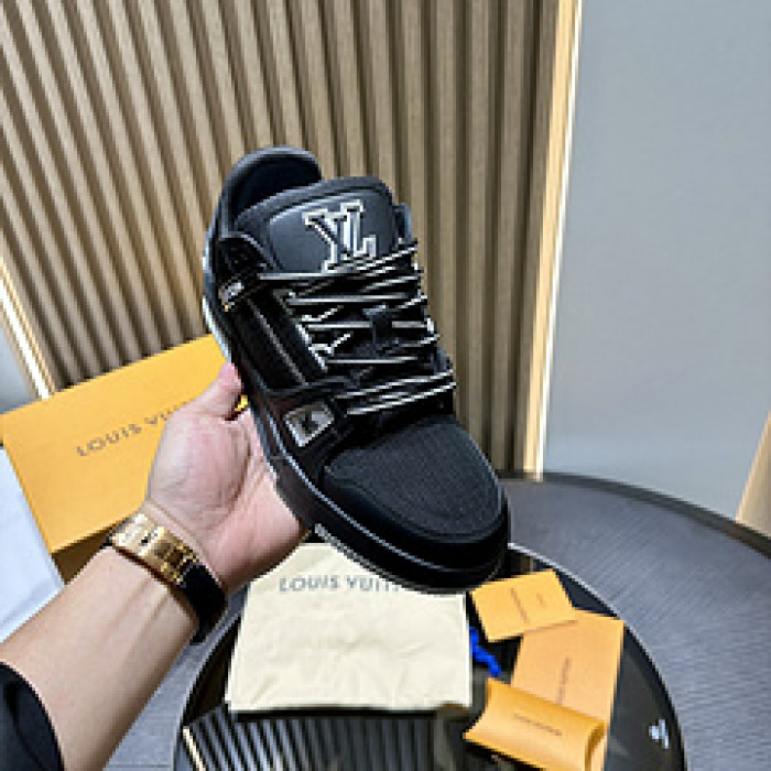 LOVT SNEAKER lv-219
