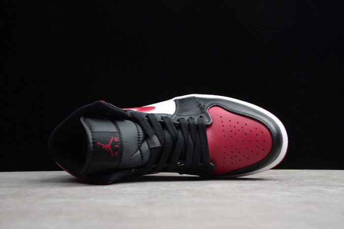 air jordan 1 mid bred toe 554724-066