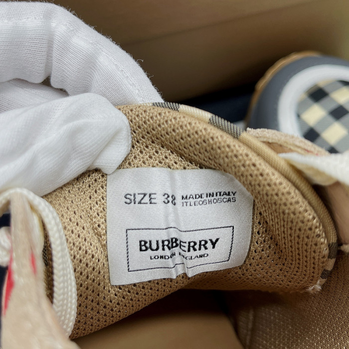 BUBERY SNEAKER