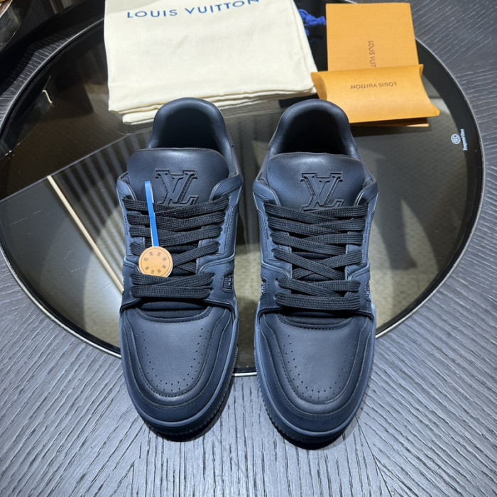 LOVT SNEAKER lv-258