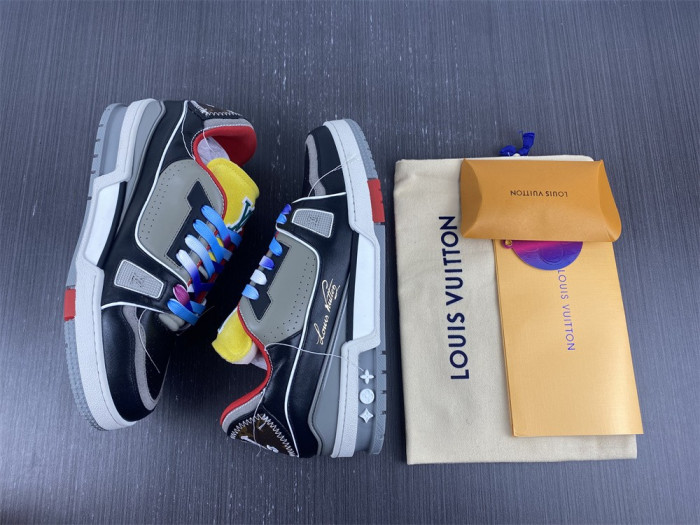 lovt sneaker