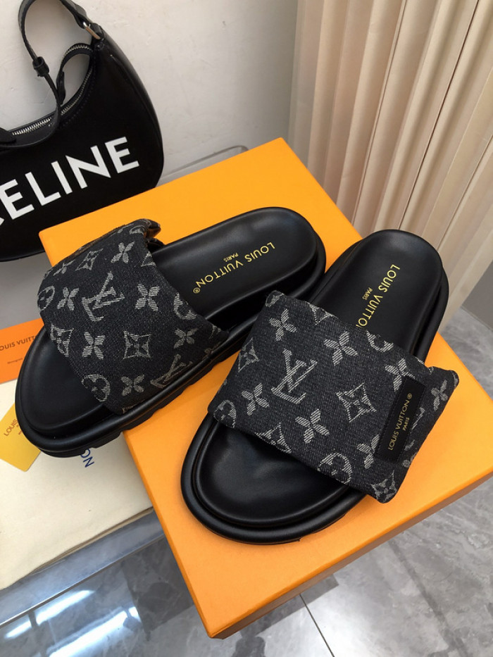 lovt sandal