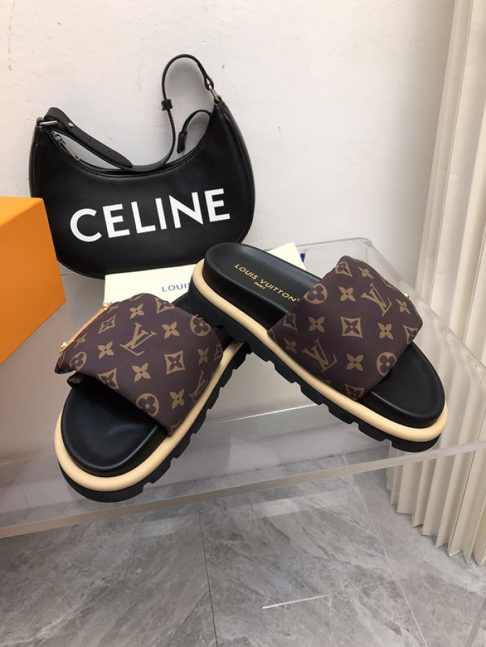 lovt sandal