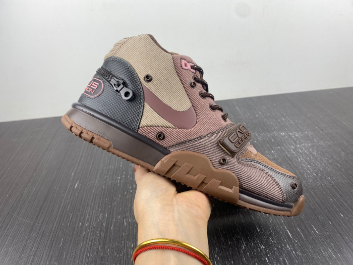 nike air trainer 1 sp travis scott wheat dr7515-200