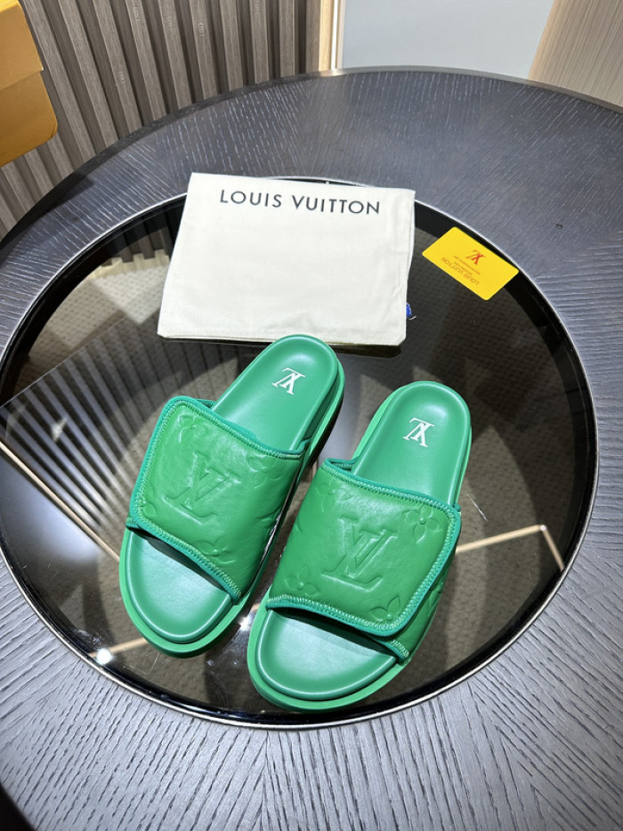 lovt sandal