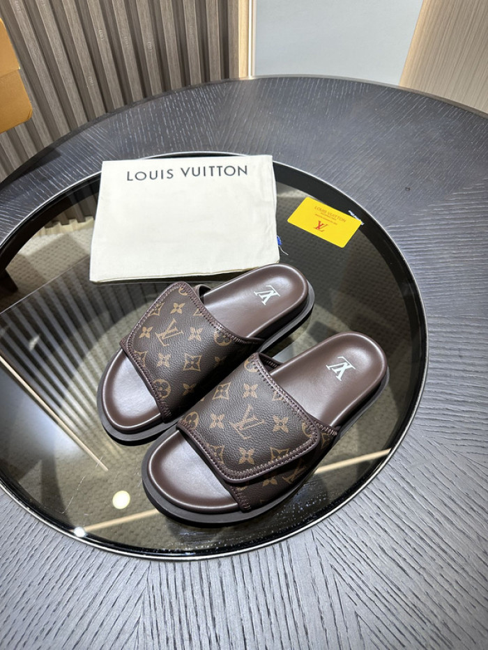lovt sandal