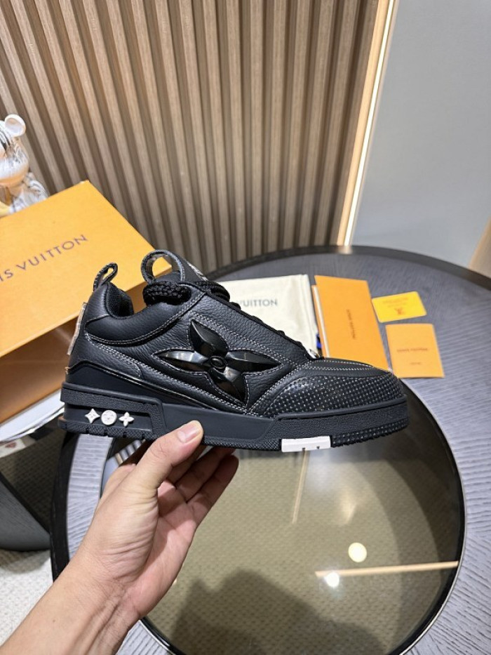 LOVT SNEAKER lv-492