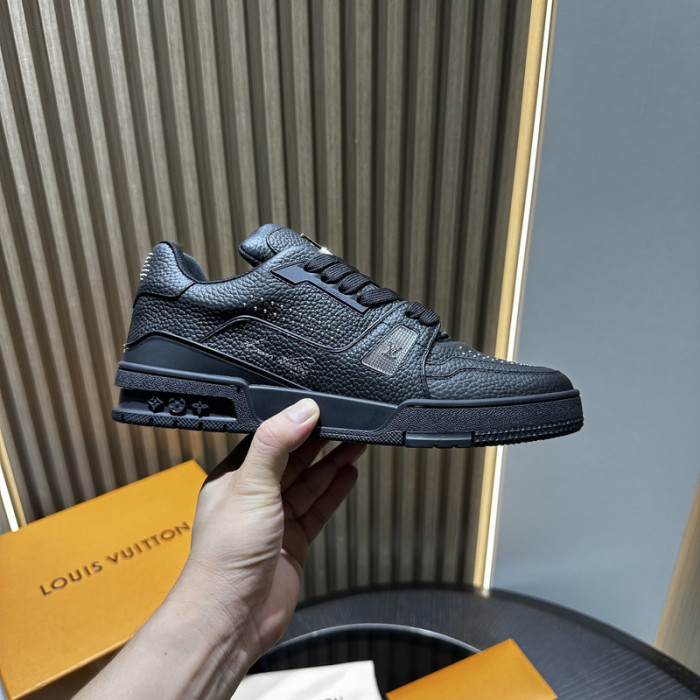 LOVT SNEAKER lv-204