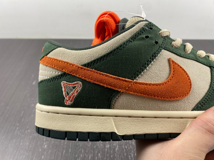 nike sb dunk low eire 304292-185