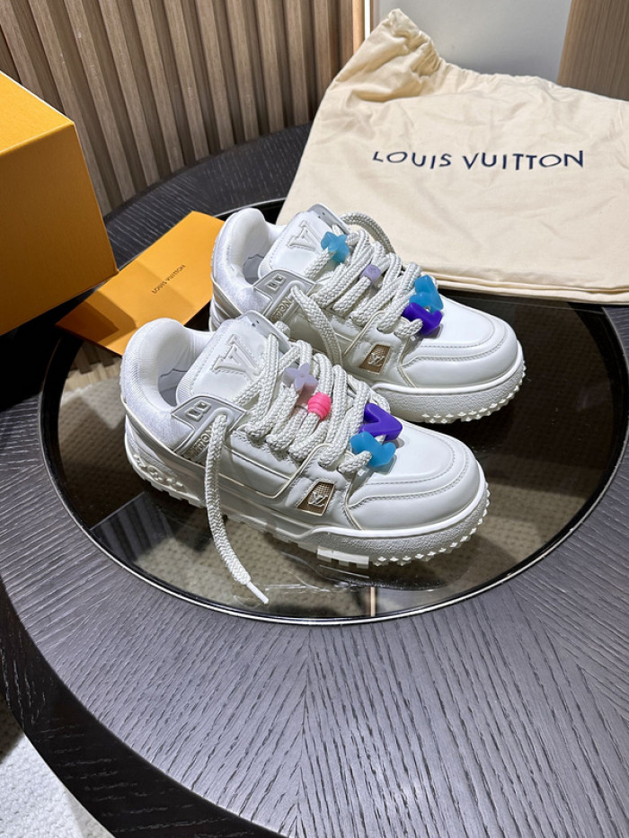 lovt sneaker