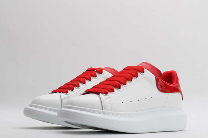 alex mcqu sneakers
