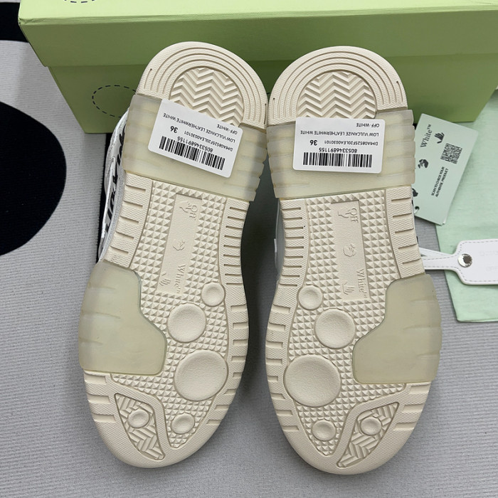 of sneakers 2307012