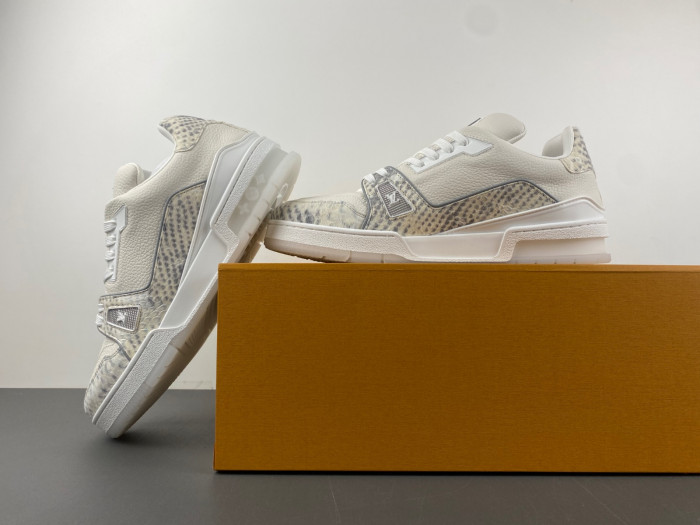 LOVT SNEAKER lv-185