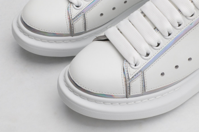 alex mcqu sneakers