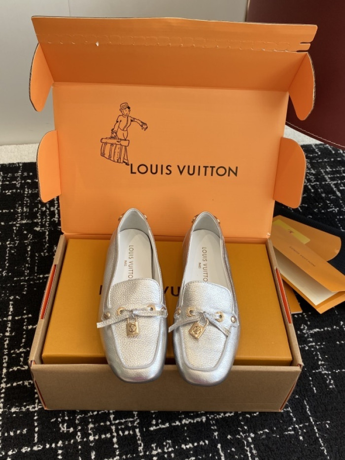 LOVT SNEAKER lv-381