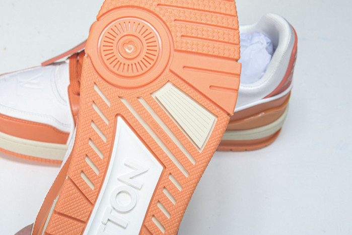 lovt sneaker