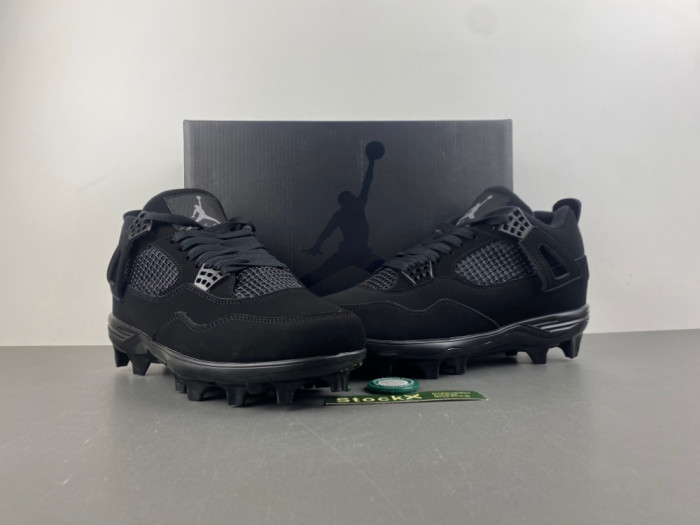 (SOCCER CLEATS) Air Jordan 4 Retro CU1110-0102